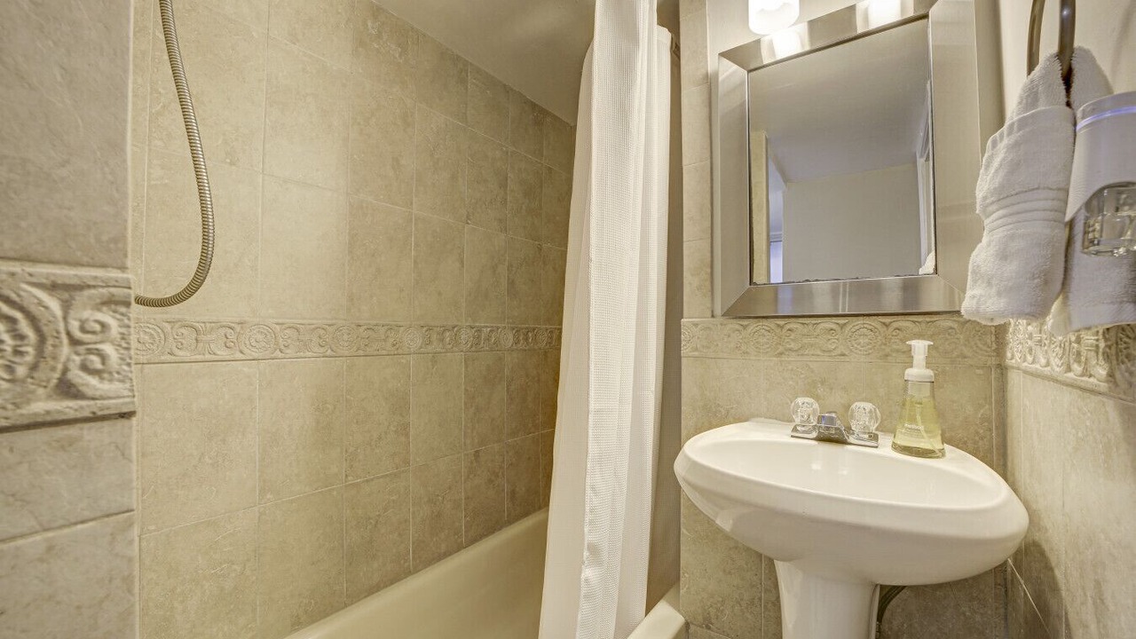 Photo of Bathroom in Eckington