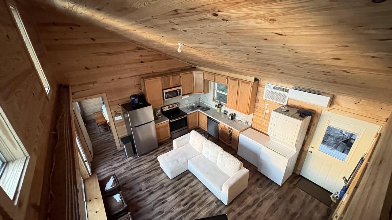 Photo of Livingroom in Grapeland