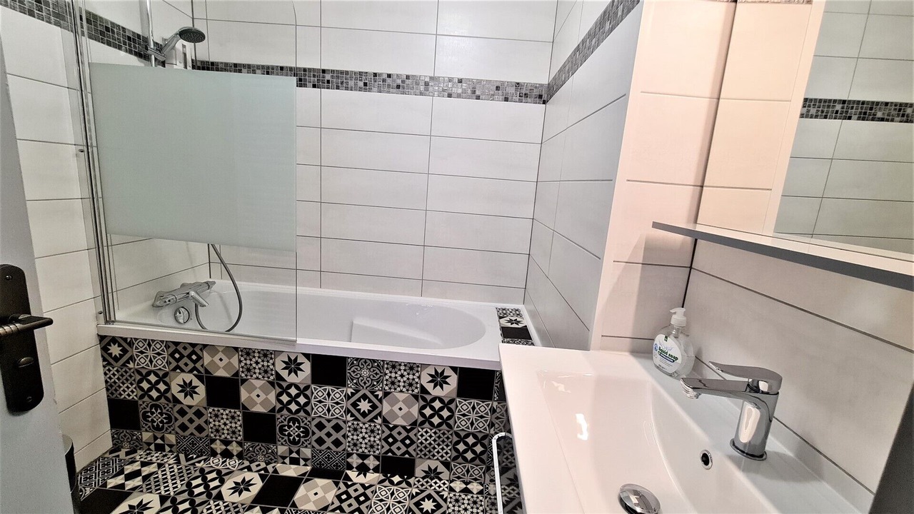 Photo of Bathroom in Bethune