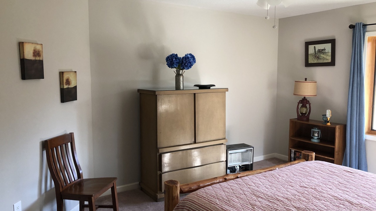 Photo of Bedroom in Thomaston