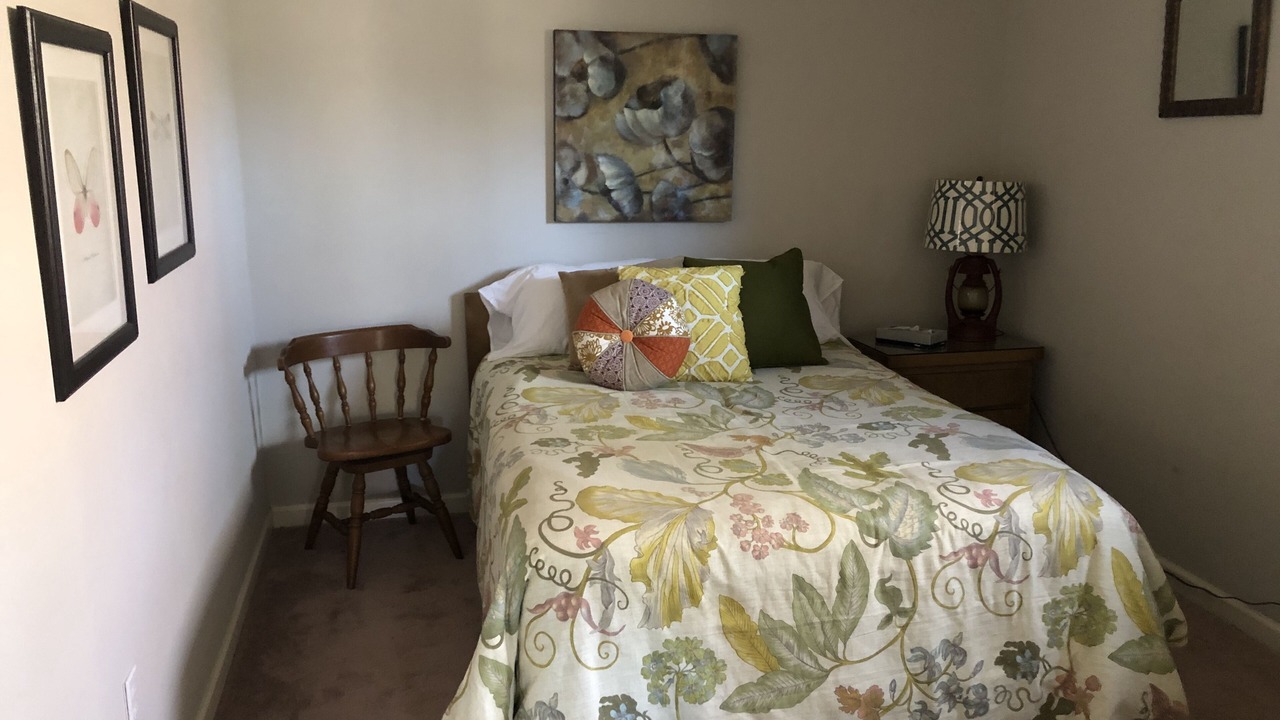 Photo of Bedroom in Thomaston