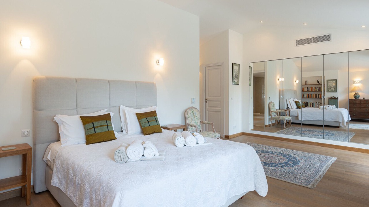Photo of Bedroom in Valbonne