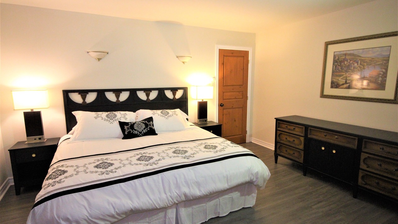 Photo of Bedroom in Val-des-Monts