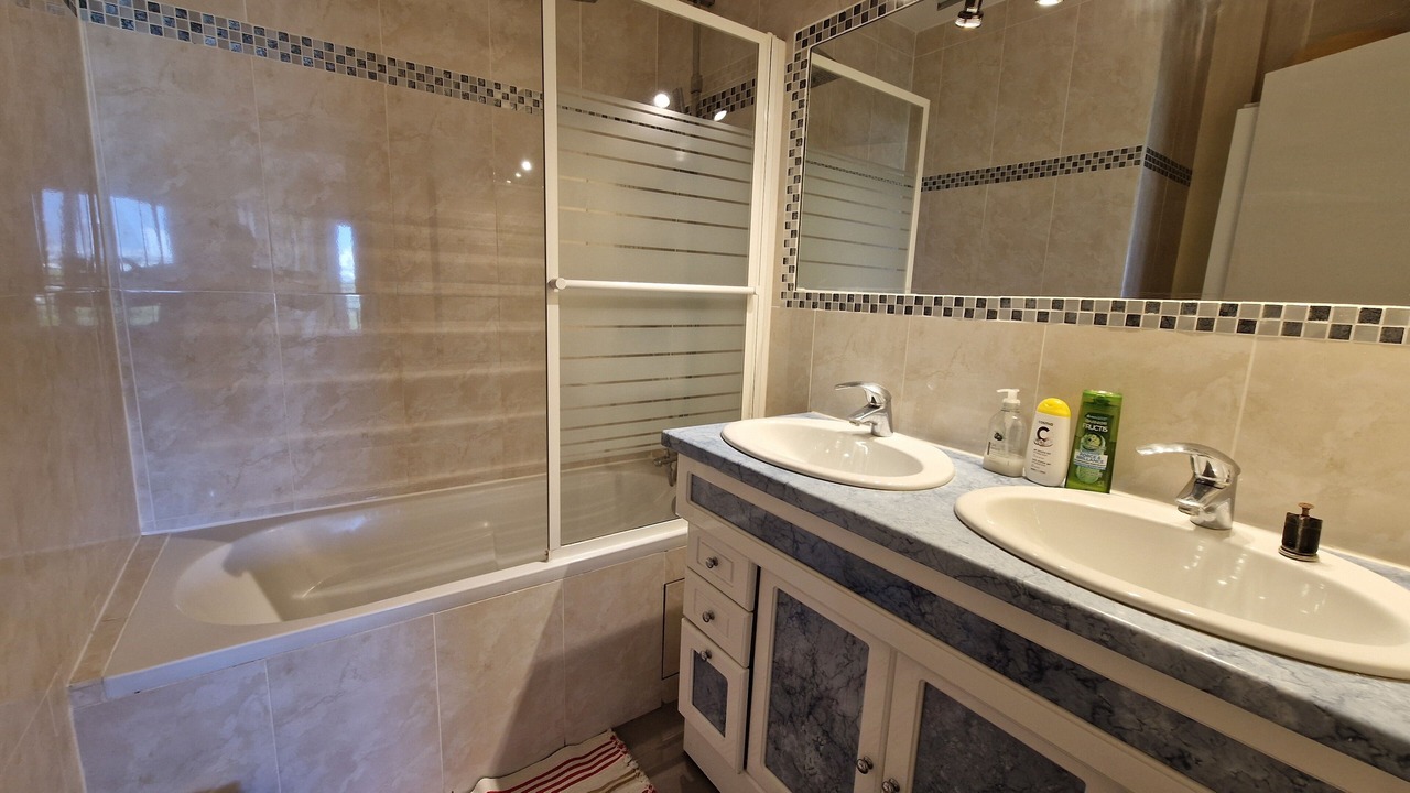 Photo of Bathroom in Croulebarbe