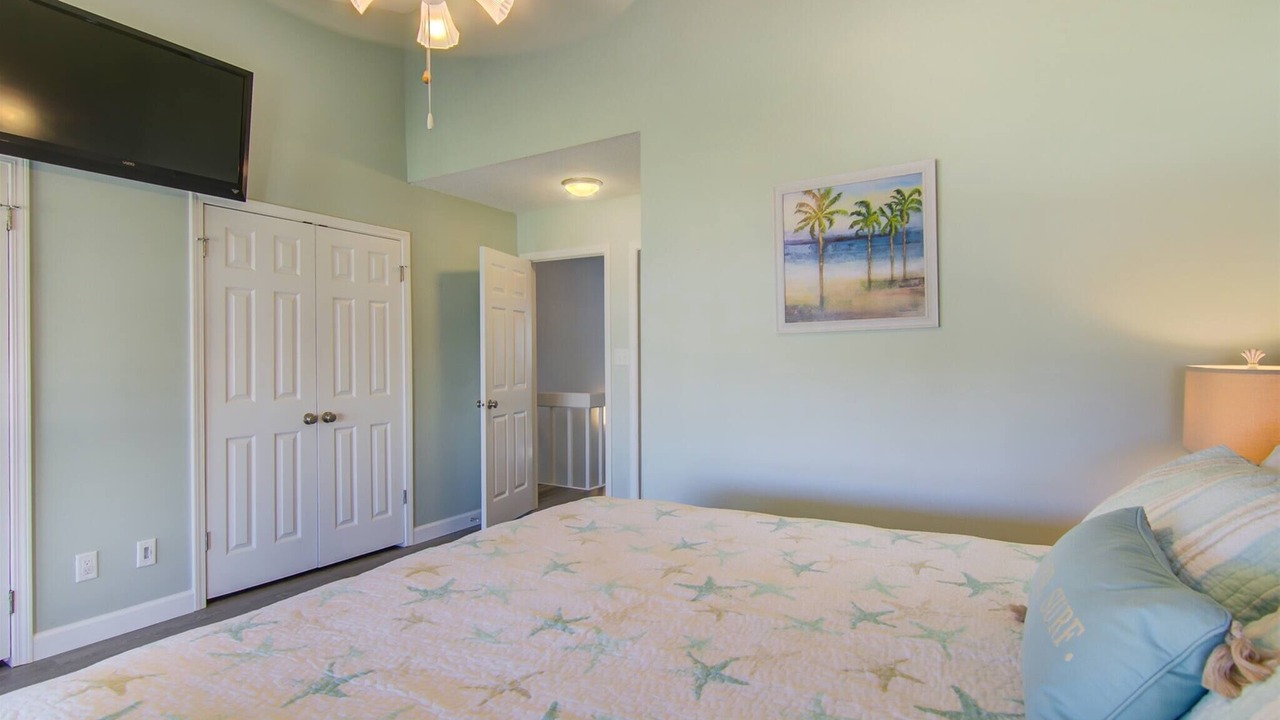 Photo of Bedroom in Miramar Beach