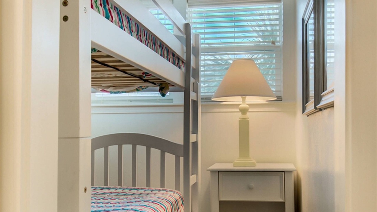 Photo of Bedroom in Miramar Beach