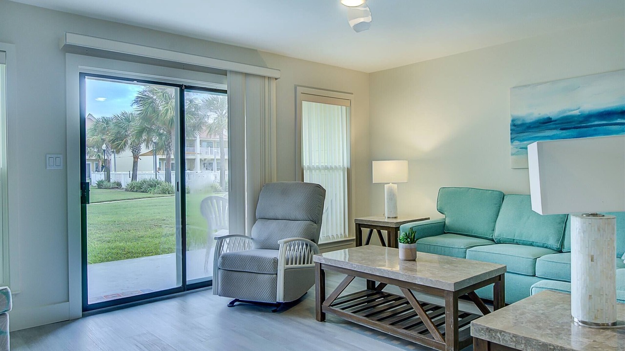 Photo of Livingroom in Miramar Beach
