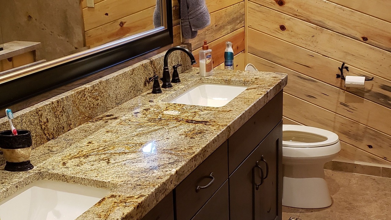 Photo of Bathroom in Mountain Pine Estates