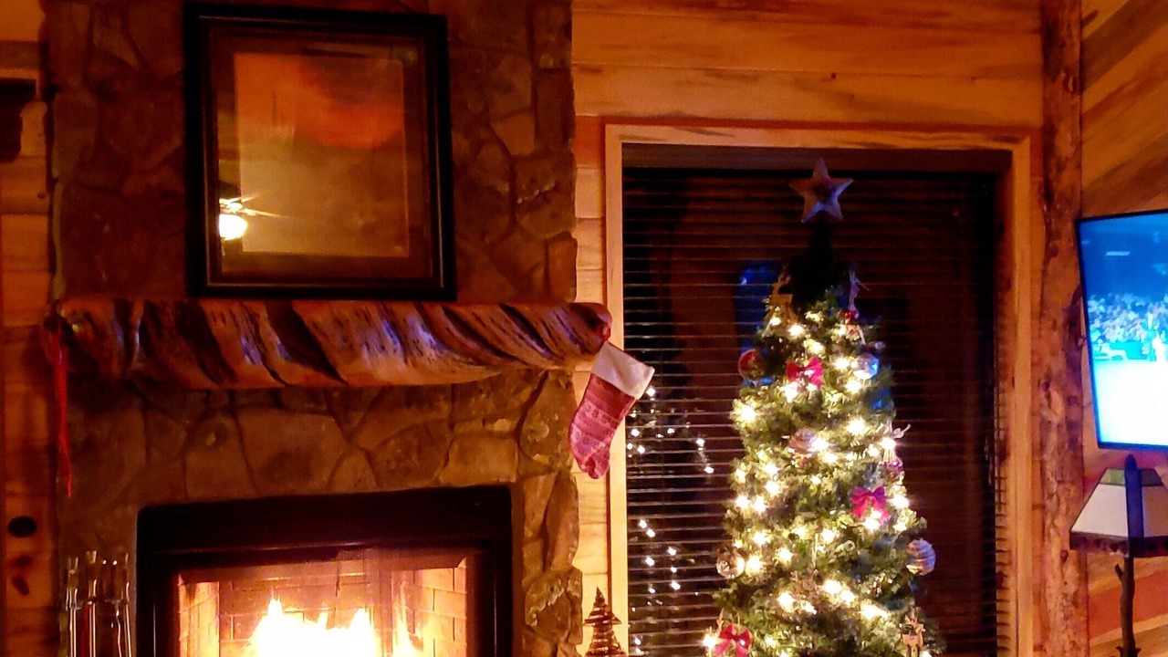 Photo of Livingroom in Mountain Pine Estates