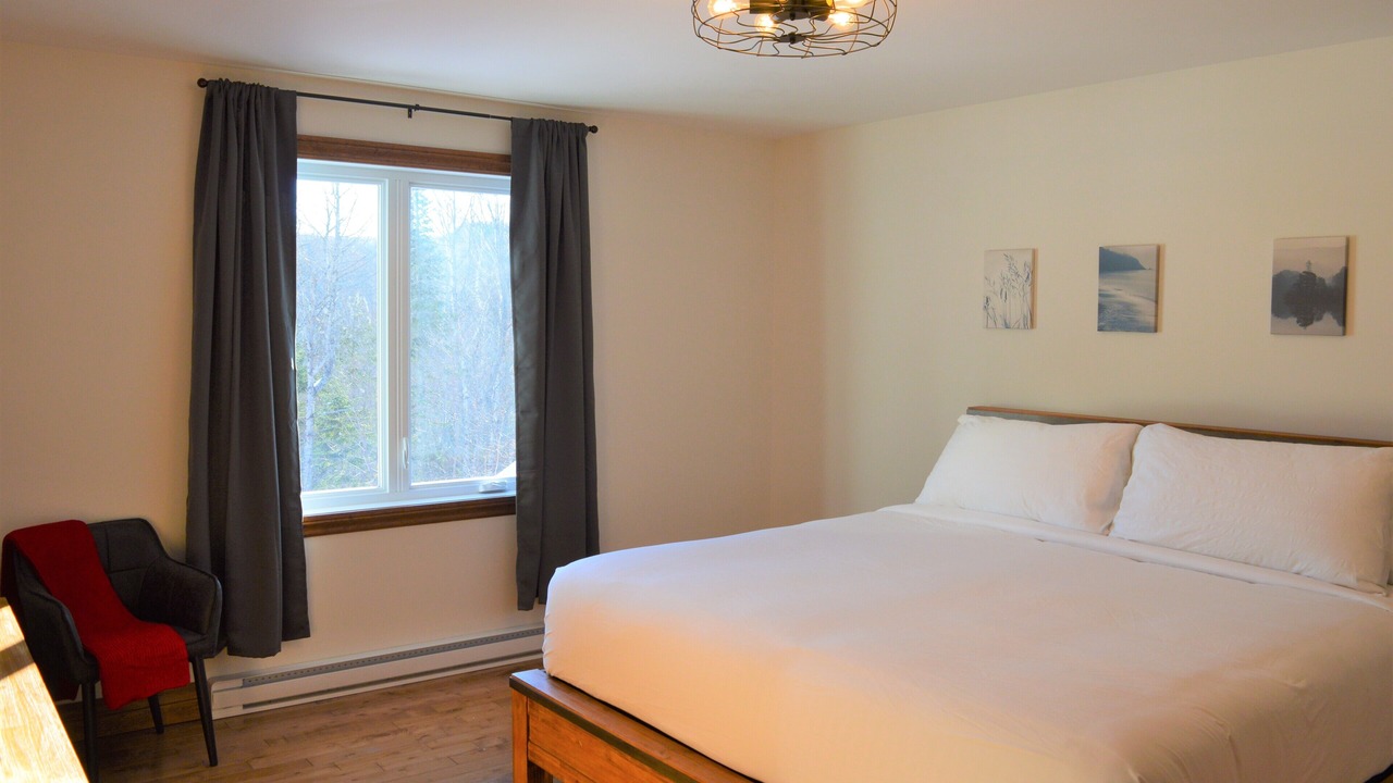 Photo of Bedroom in Saint Come