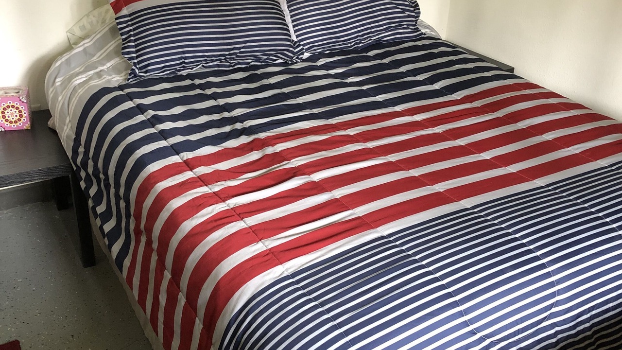 Photo of Bedroom in Kalifornsky