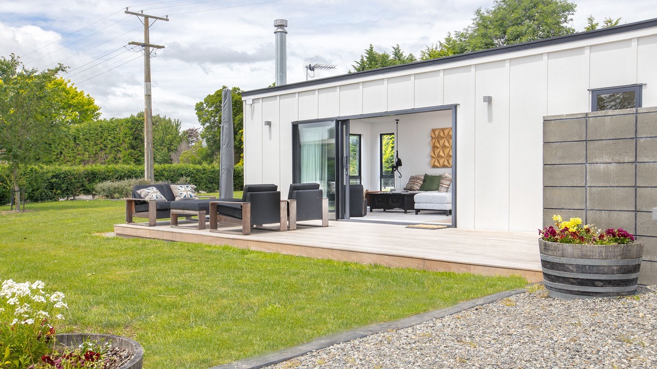 Photo of Patio Balcony in Masterton