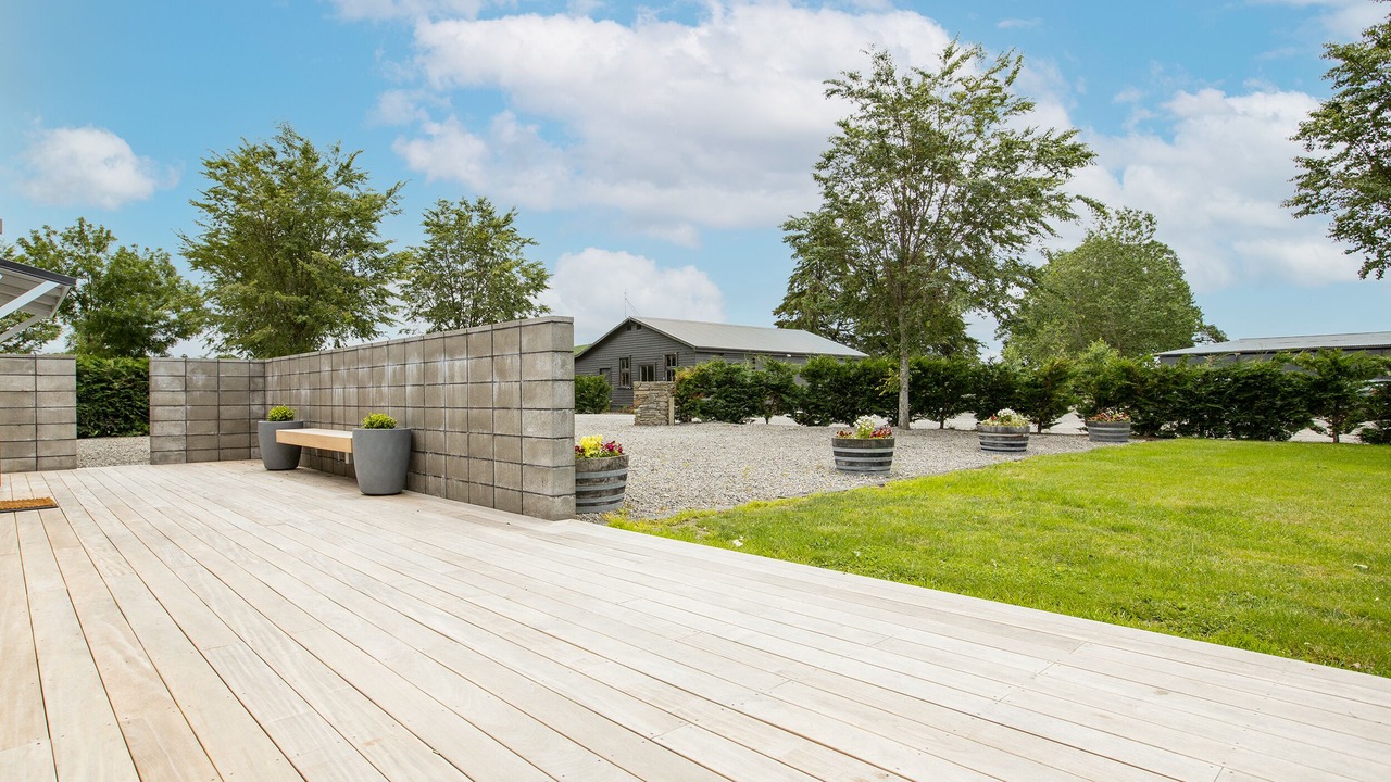 Photo of Patio Balcony in Masterton