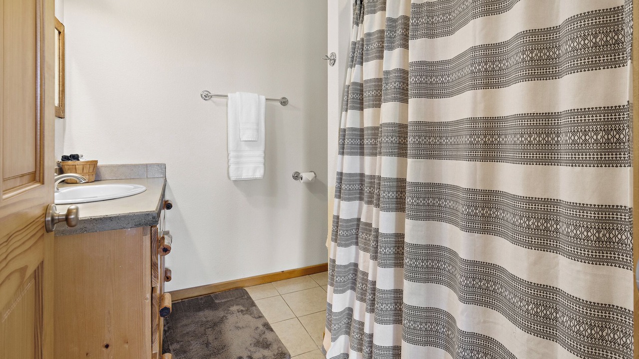 Photo of Bathroom in Sylvan Shores