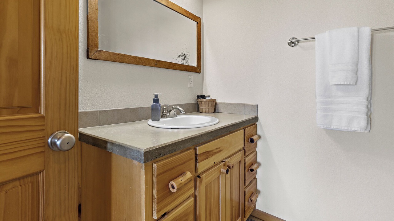 Photo of Bathroom in Sylvan Shores