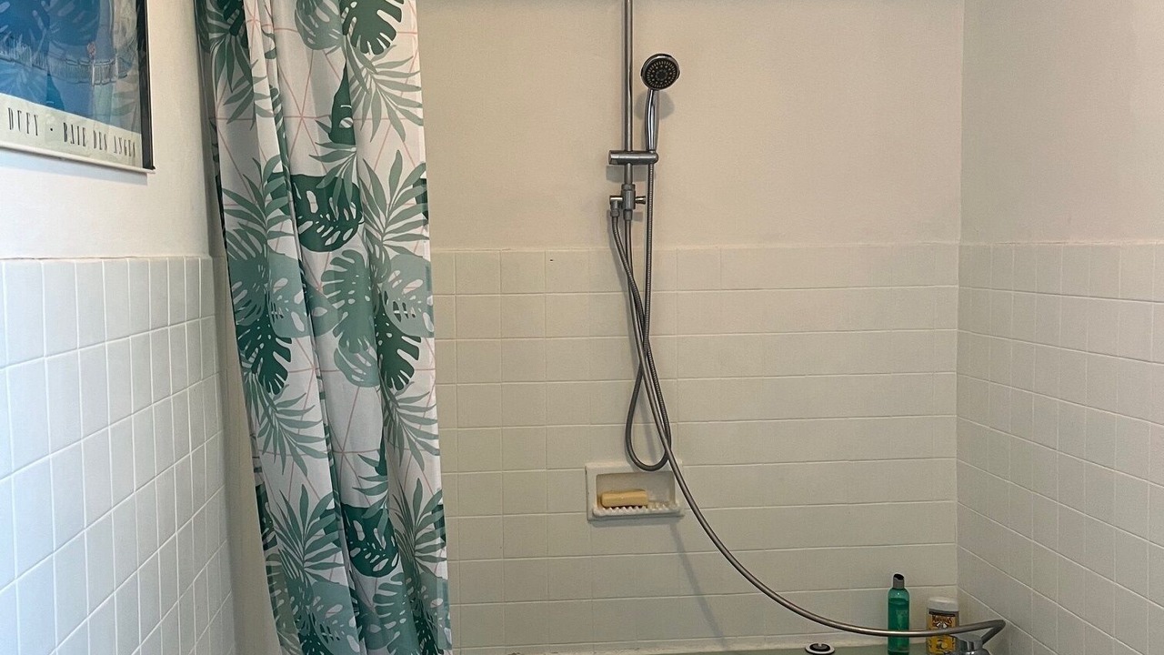 Photo of Bathroom in Cazes-Mondenard