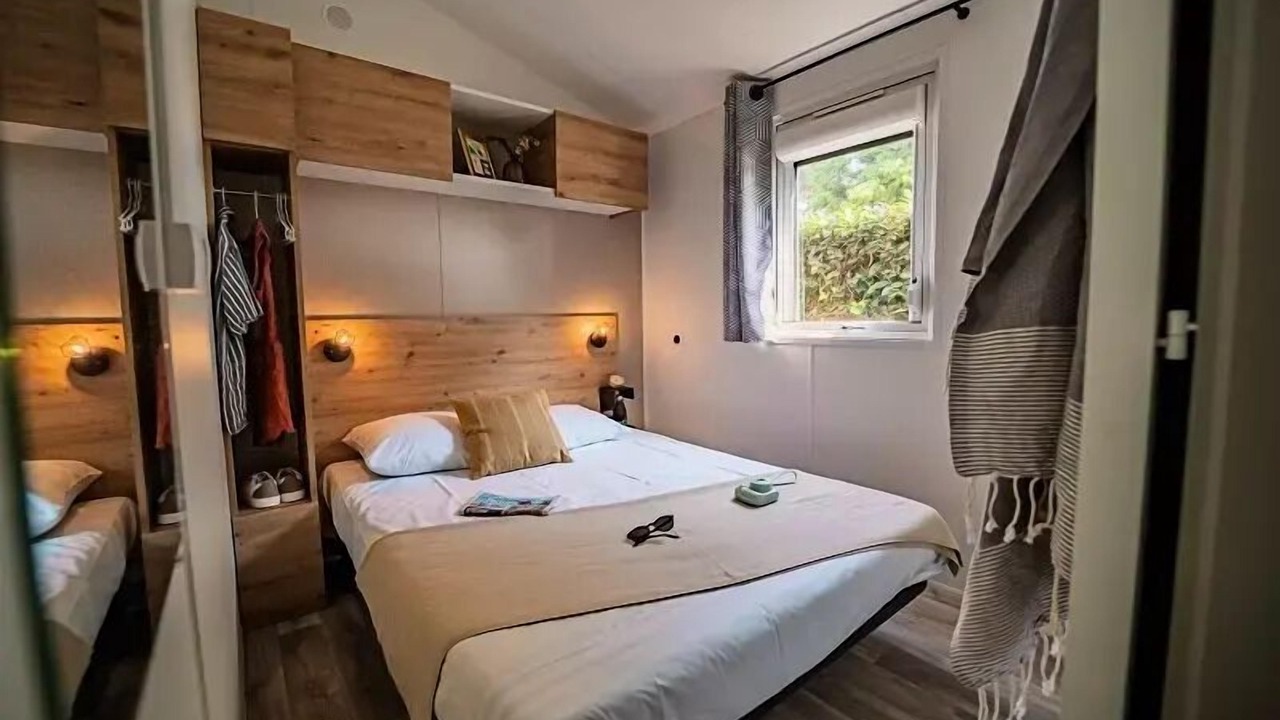 Photo of Bedroom in Brem Sur Mer