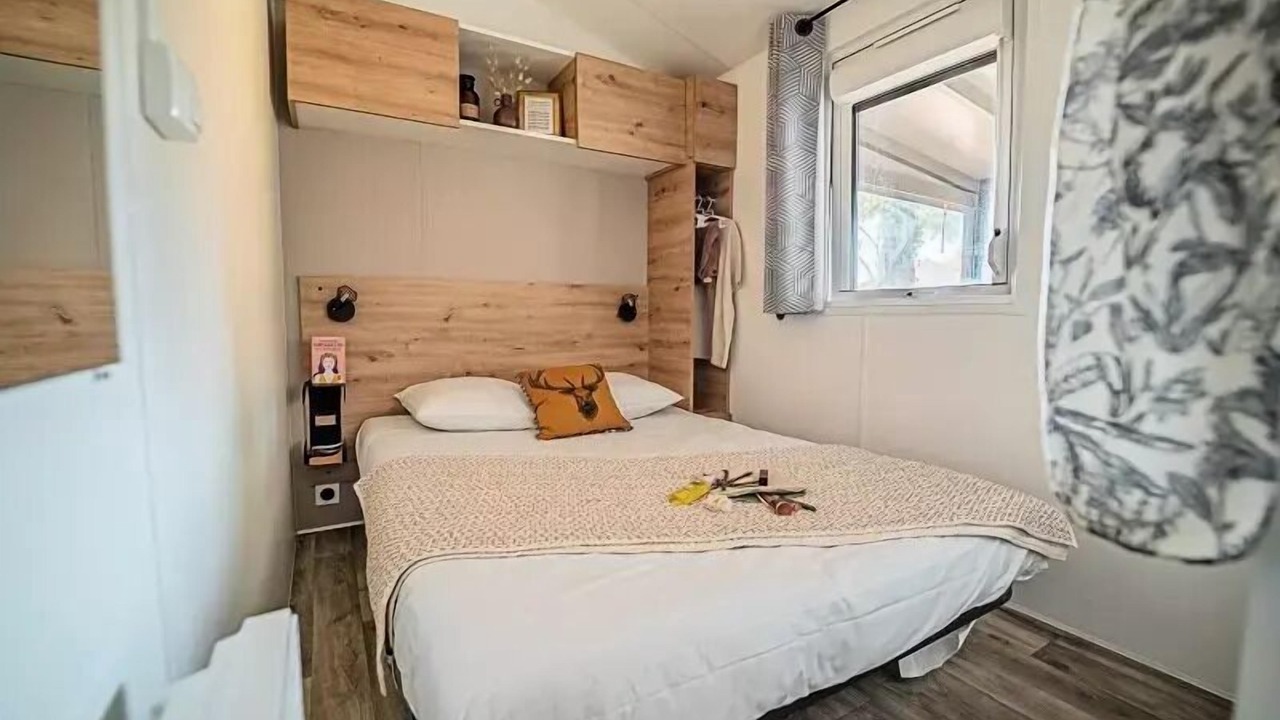Photo of Bedroom in Brem Sur Mer