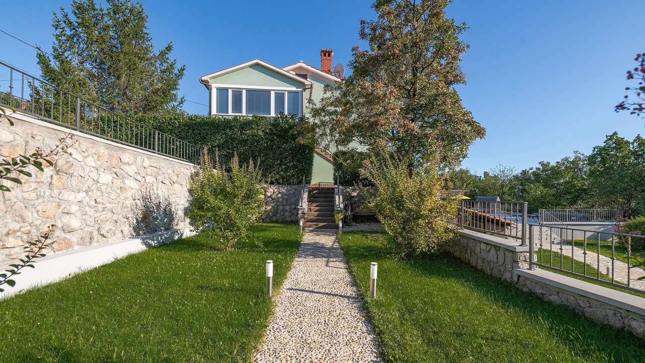 Photo of Outdoor in Bezjaki