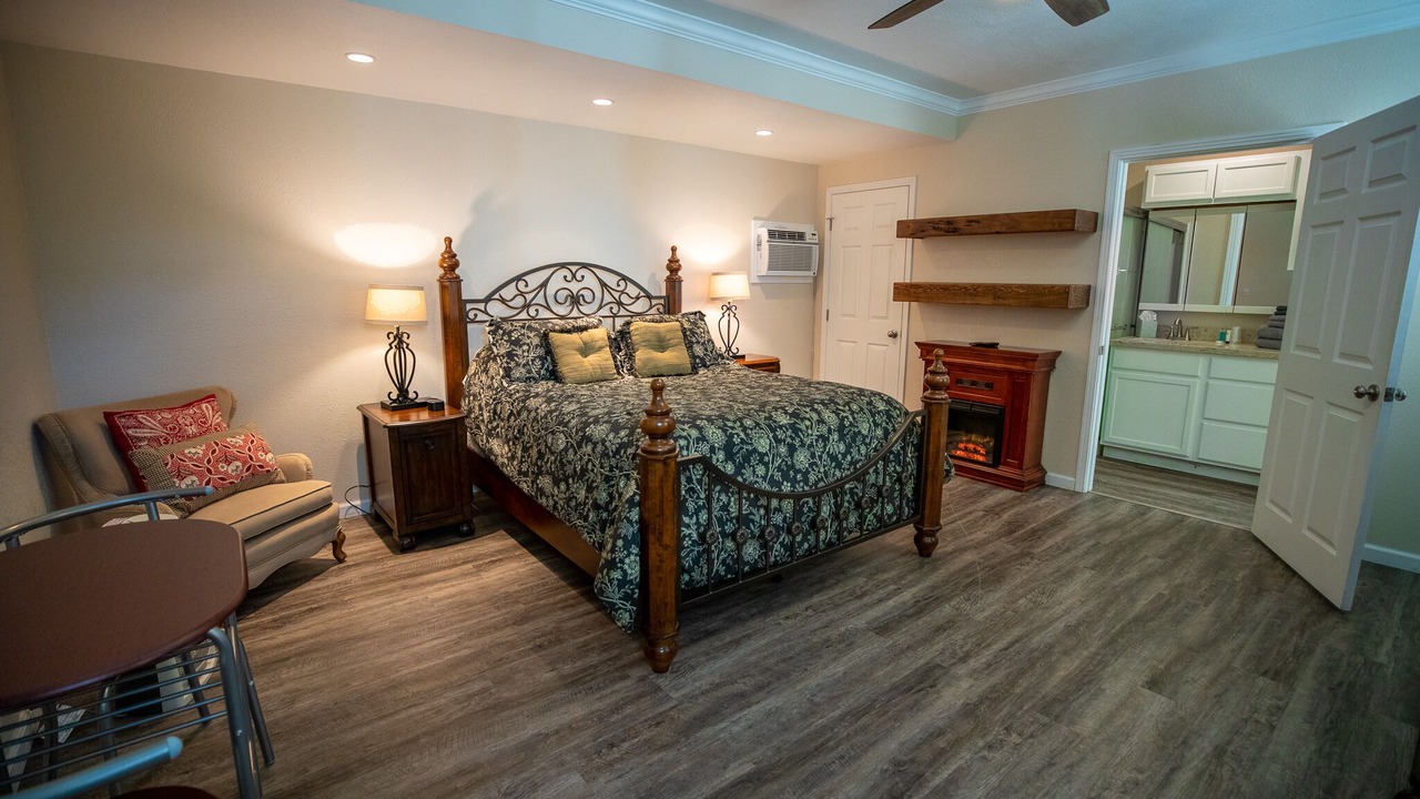 Photo of Bedroom in Lodi