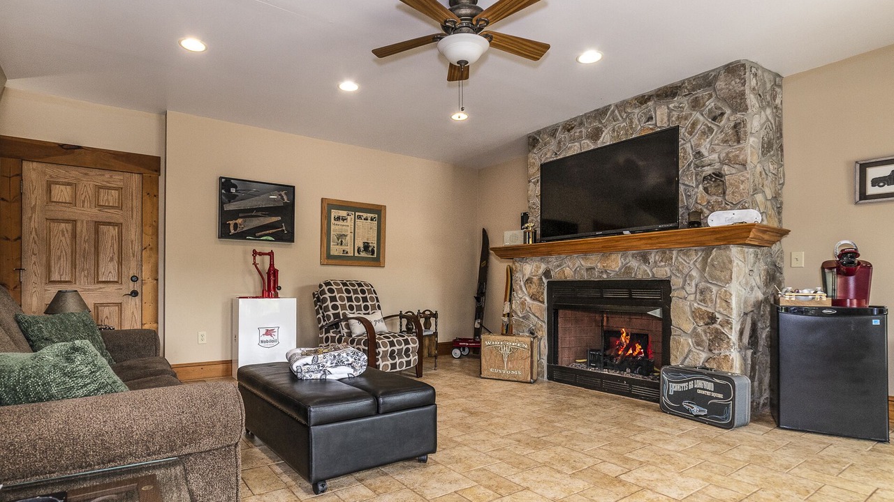 Photo of Livingroom in Roanoke