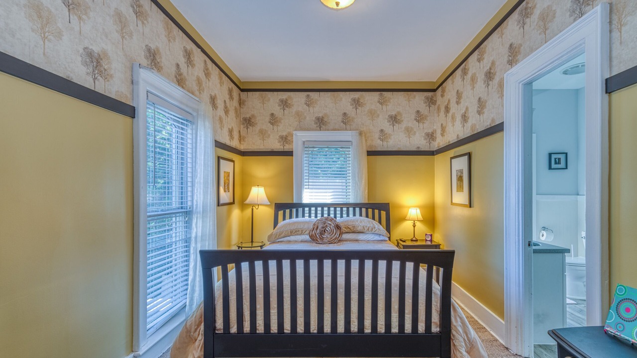 Photo of Bedroom in South Haven