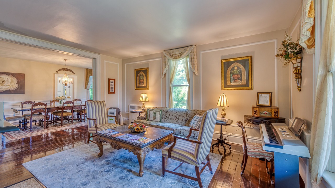Photo of Livingroom in South Haven