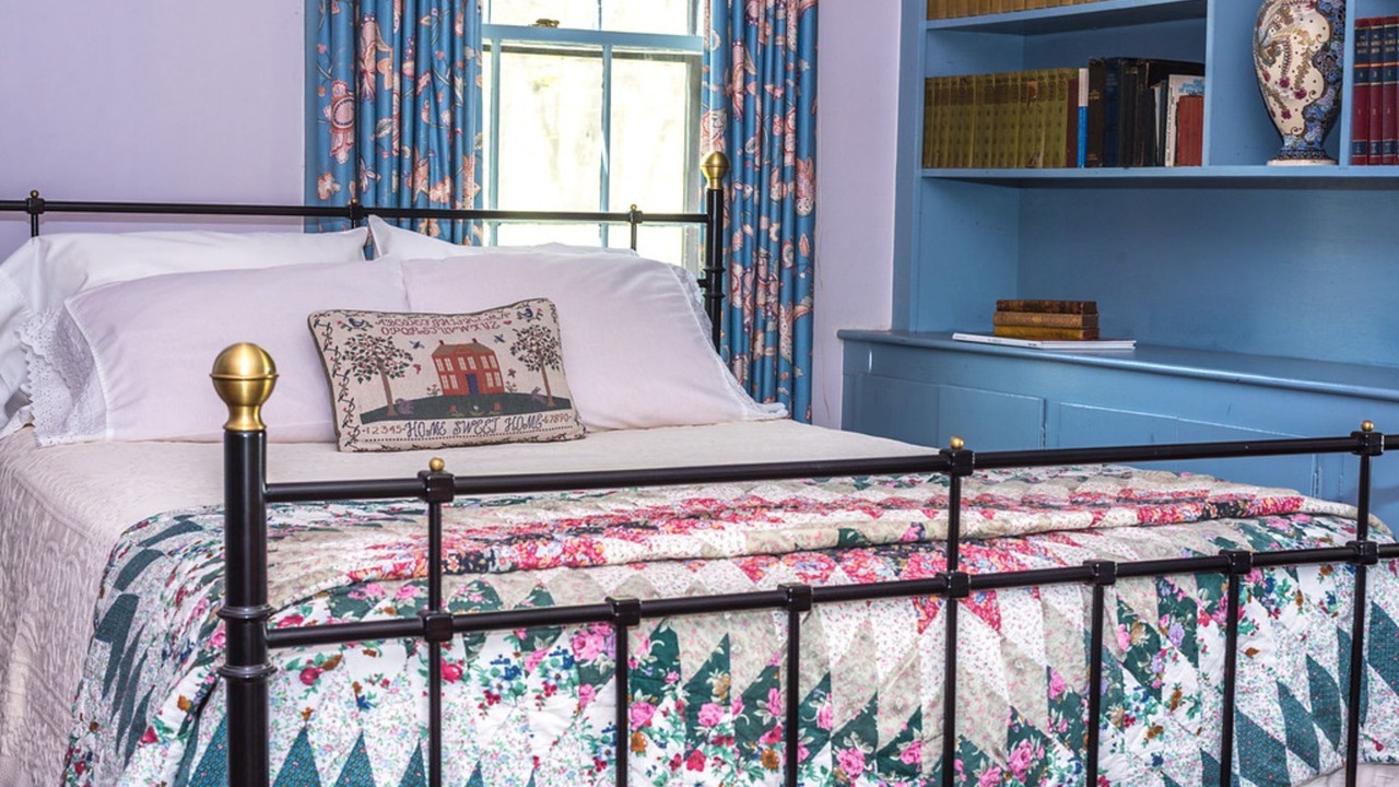 Photo of Bedroom in Alton