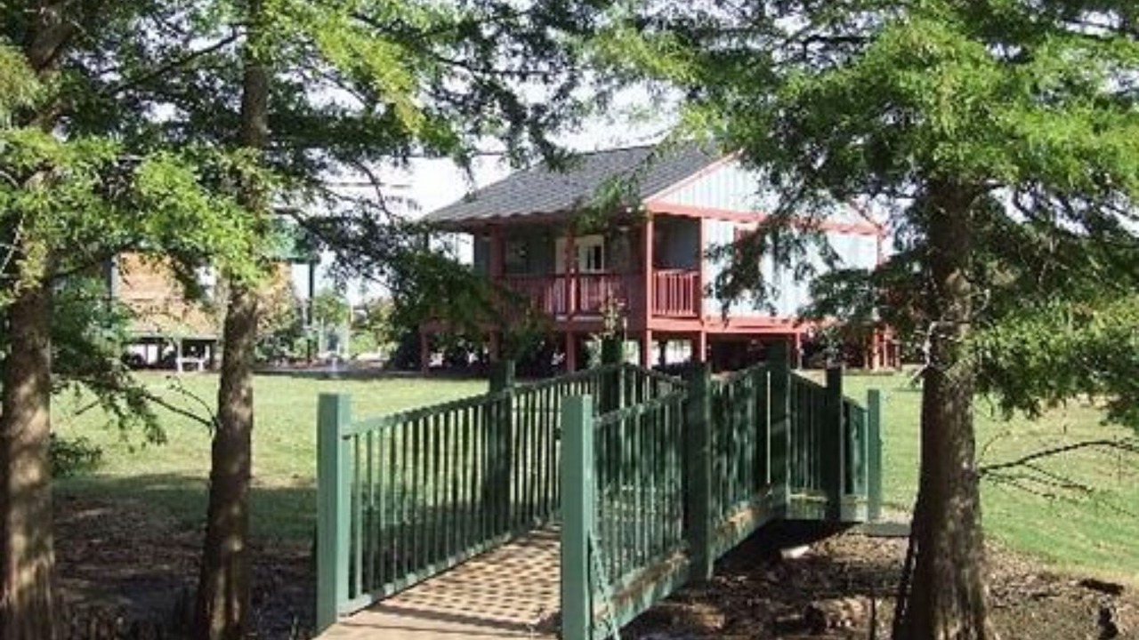 Photo of Outdoor in Gardner
