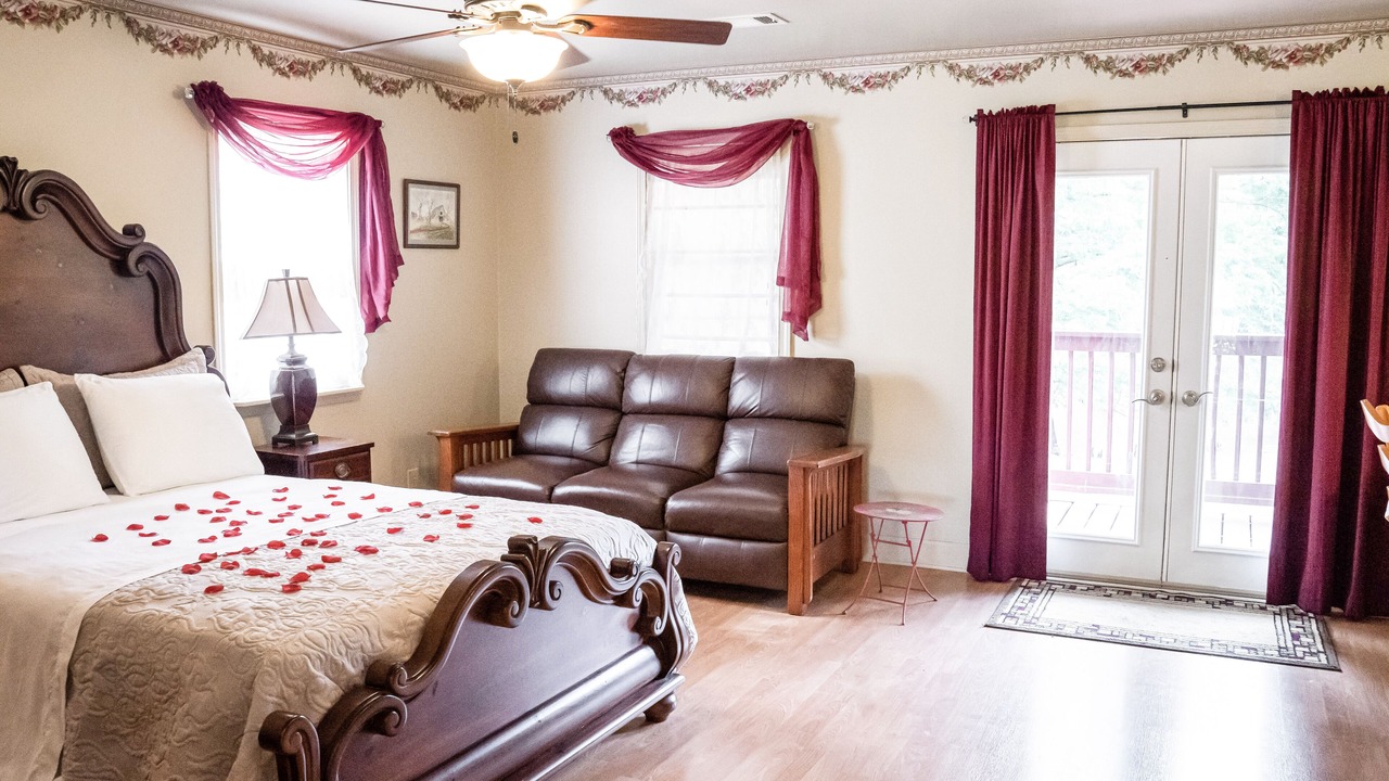 Photo of Bedroom in Gardner