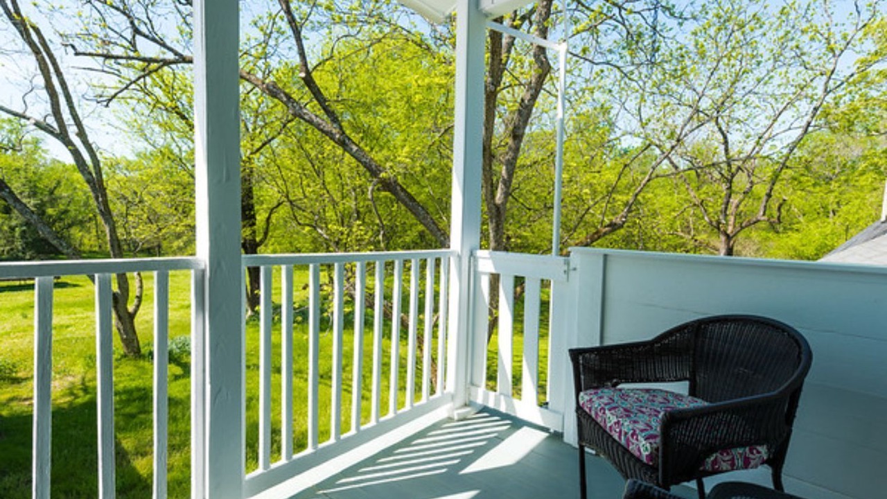 Photo of Outdoor in Alton