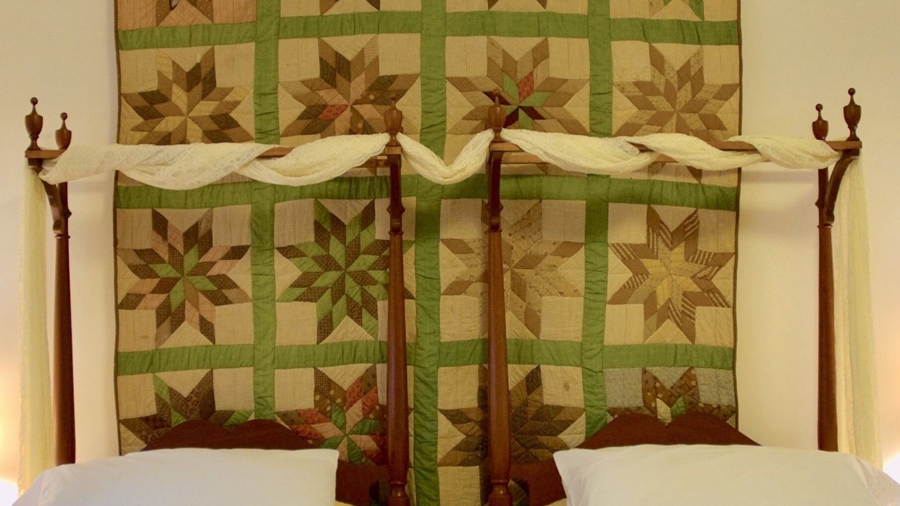 Photo of Bedroom in Alton