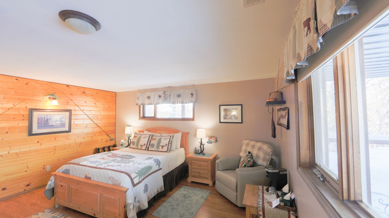 Photo of Bedroom in Talkeetna