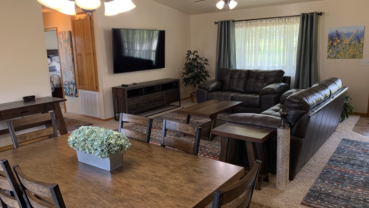 Photo of Livingroom in Davis