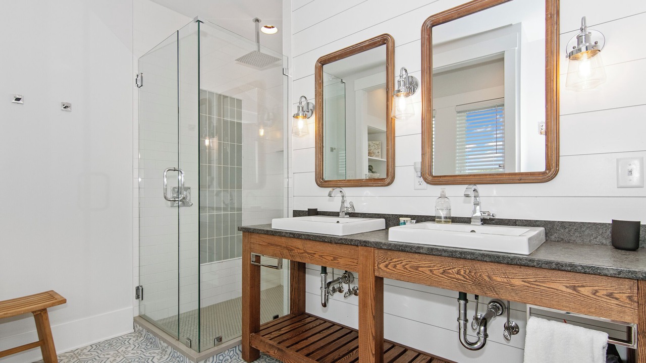 Photo of Bathroom in South Beach