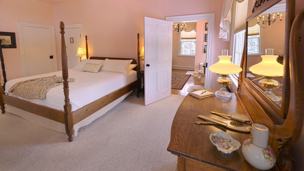 Photo of Bedroom in Canandaigua