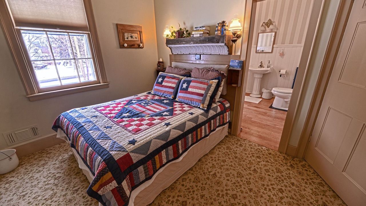 Photo of Bedroom in Canandaigua