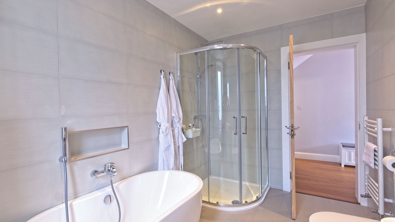 Photo of Bathroom in Gattonside