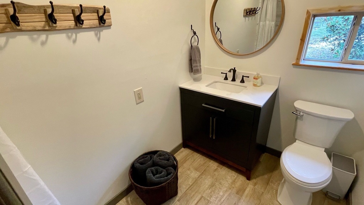 Photo of Bathroom in Park Hill