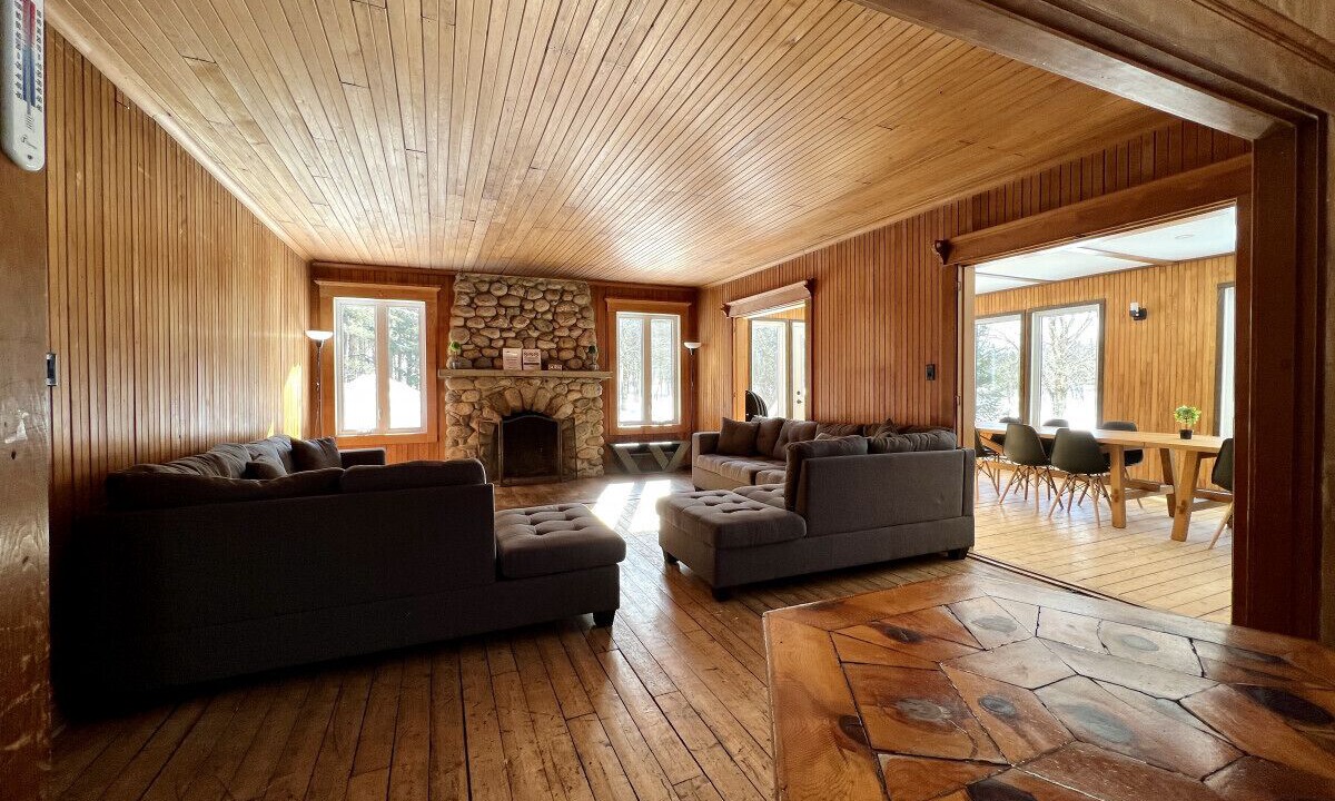 Photo of Livingroom in Saint-Gabriel-de-Valcartier