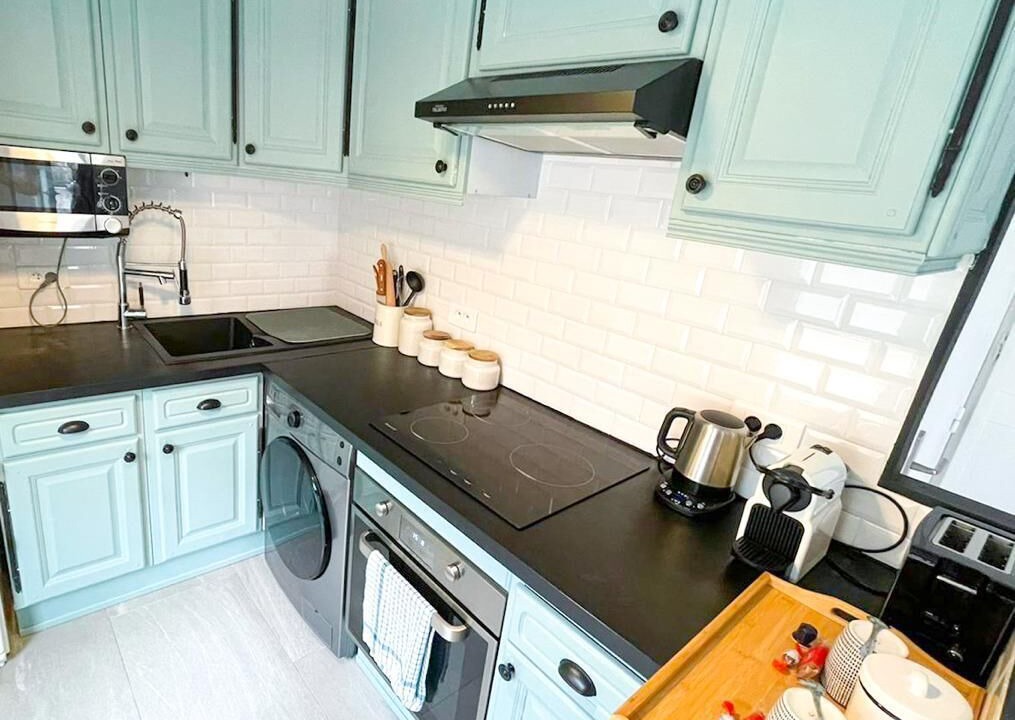 Photo of Kitchen in Plateau — Pyramide