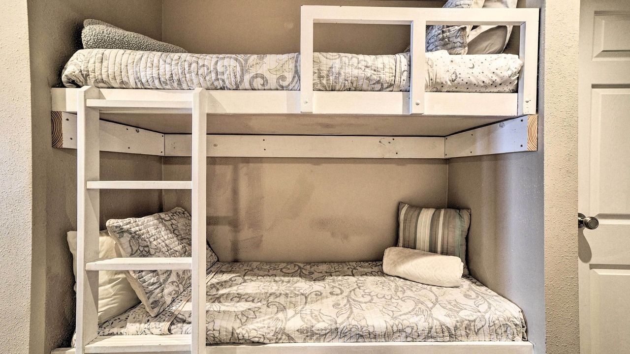Photo of Bedroom in North Beach