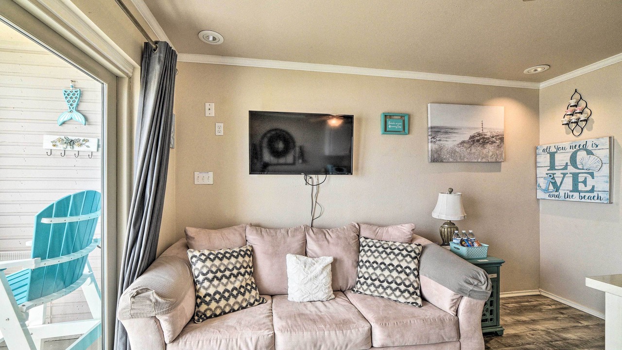 Photo of Livingroom in North Beach