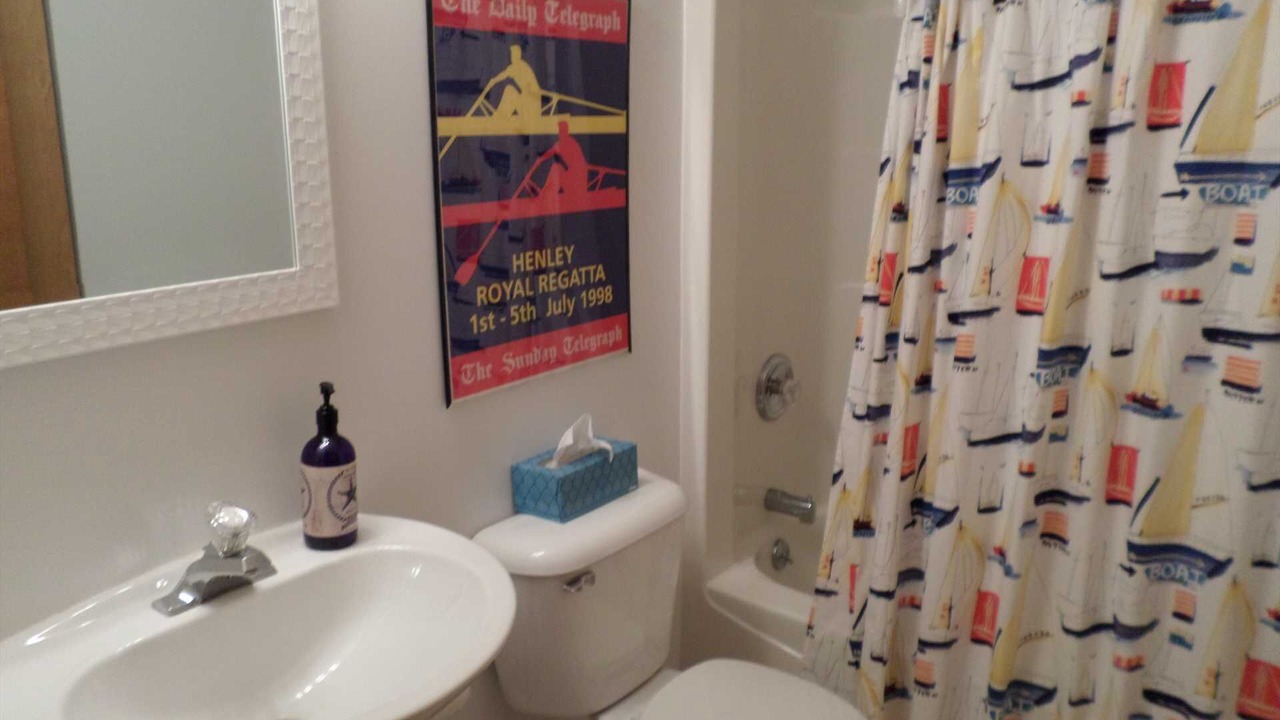 Photo of Bathroom in Oscoda