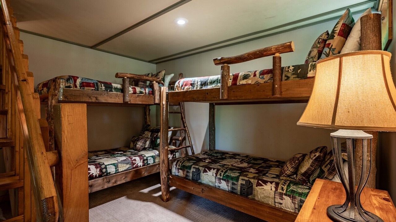 Photo of Bedroom in Town of Webb