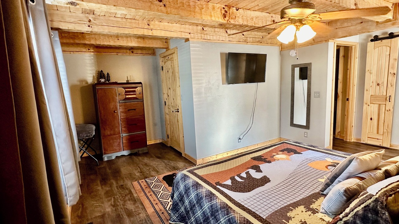 Photo of Bedroom in Bean Station
