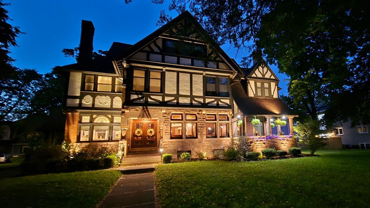 Photo of Outdoor in East Avenue