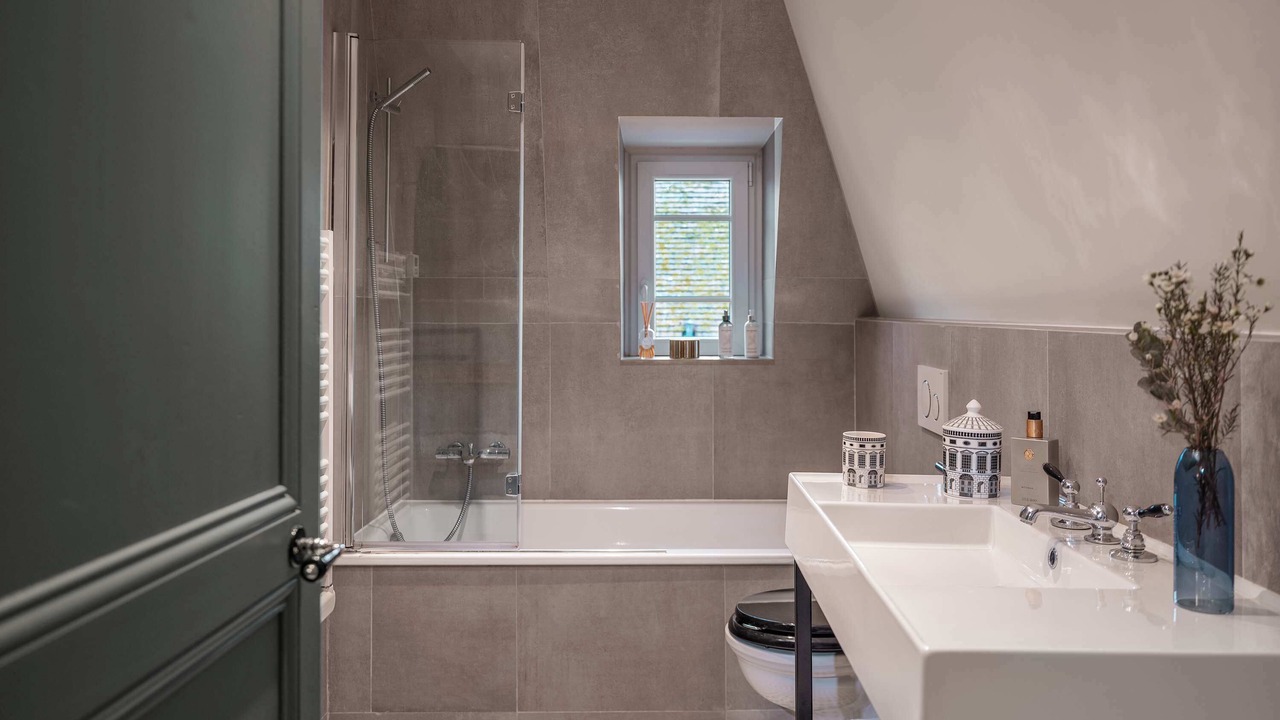 Photo of Bathroom in Deauville City Centre