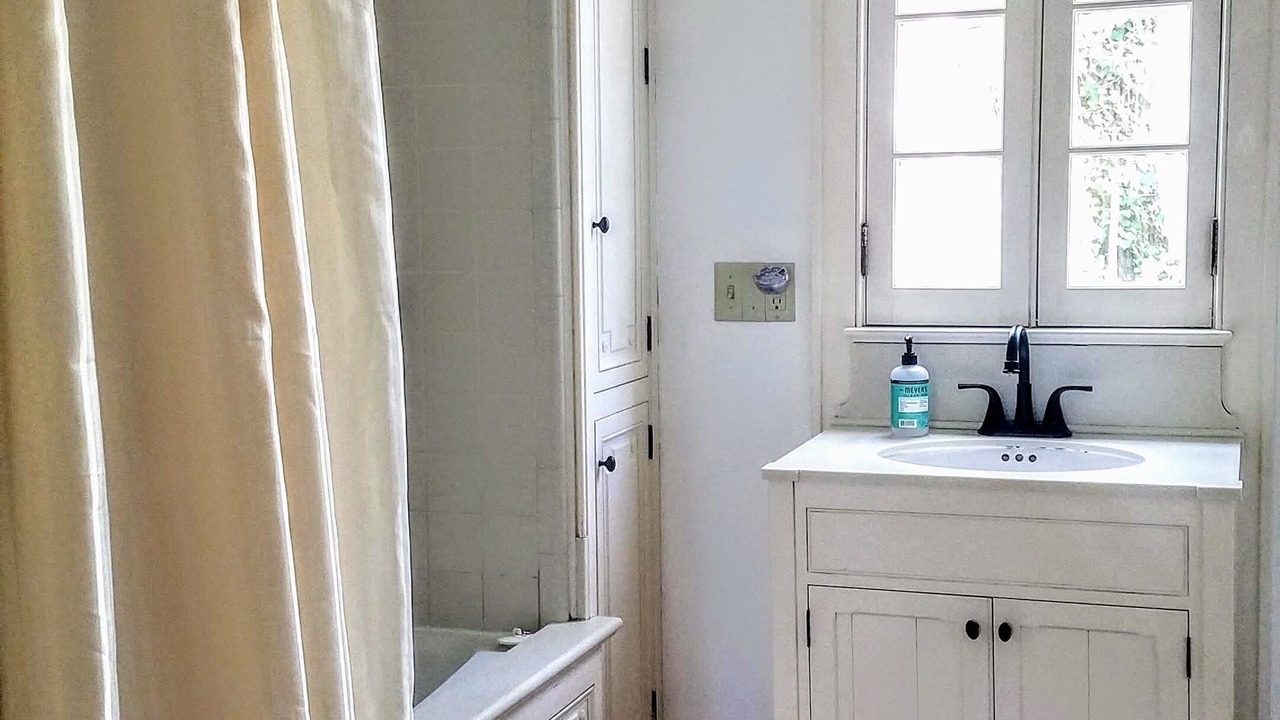 Photo of Bathroom in Montgomery