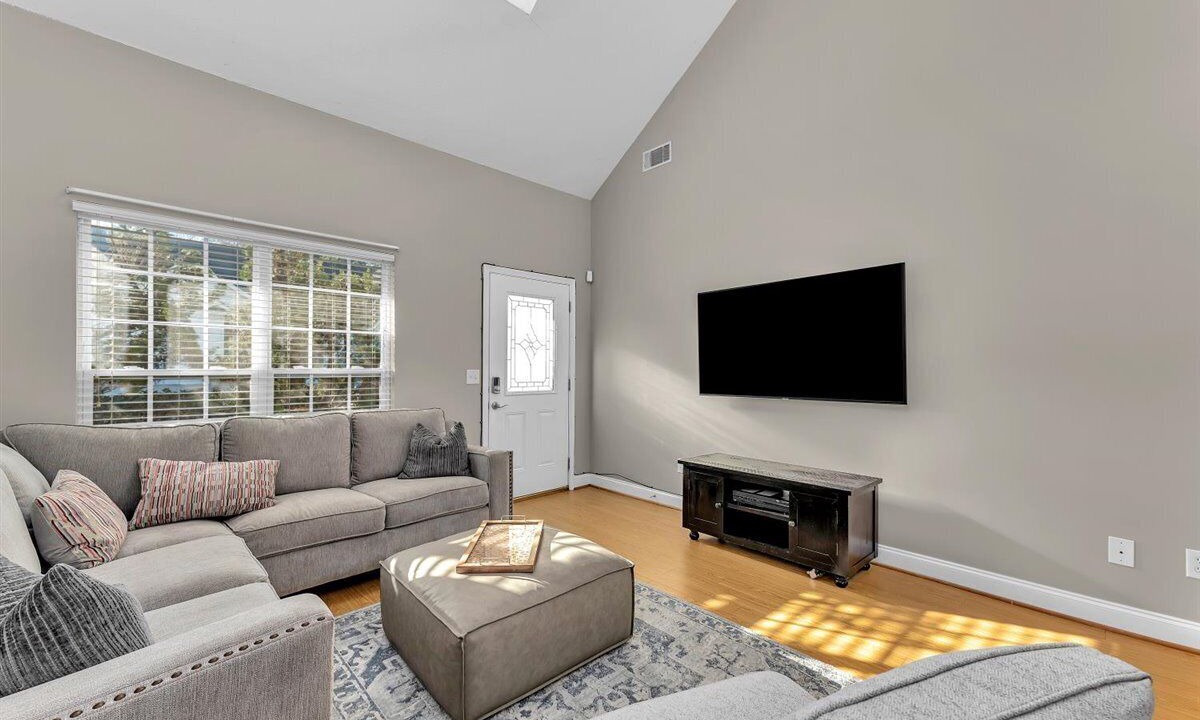 Photo of Livingroom in Augusta